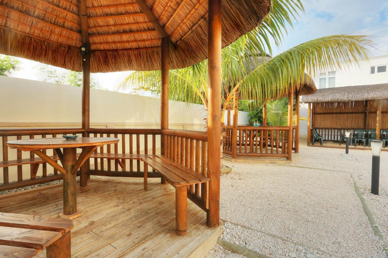 L'Oiseau De L'Ocean Tourist Residence Flic en Flac Exterior foto